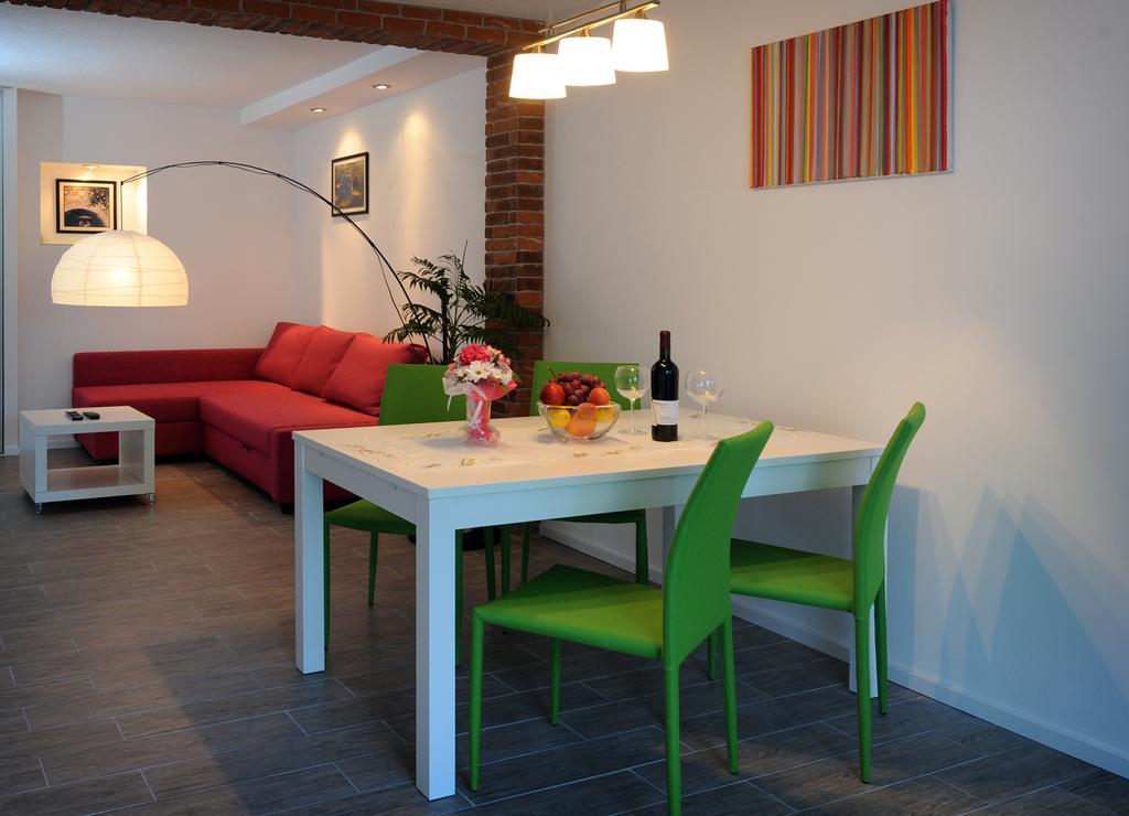 Apartment Outlet Split Phòng bức ảnh